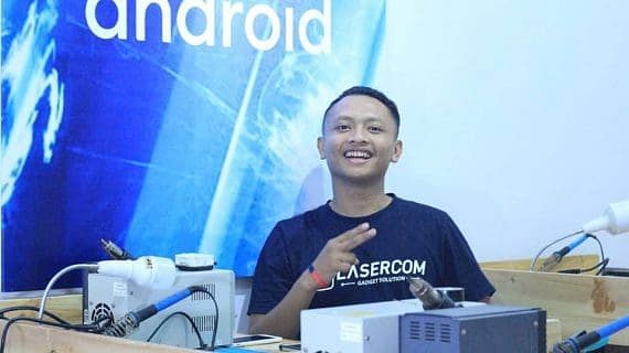 Hobi Bongkar HP, Andi 18 Tahun Asal dari Lombok Tertarik untuk Menjadi Teknisi HP